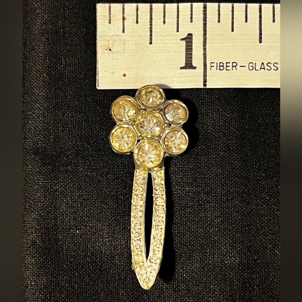 Vintage Rhinestone Brooch - Picture 7 of 10